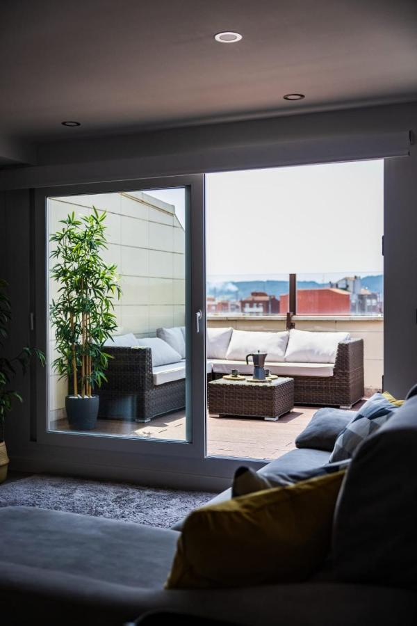 Lujoso Atico Entre 2 Playas Con Garaje, Terraza, Vistas Y Wifi Διαμέρισμα Χιχόν Εξωτερικό φωτογραφία